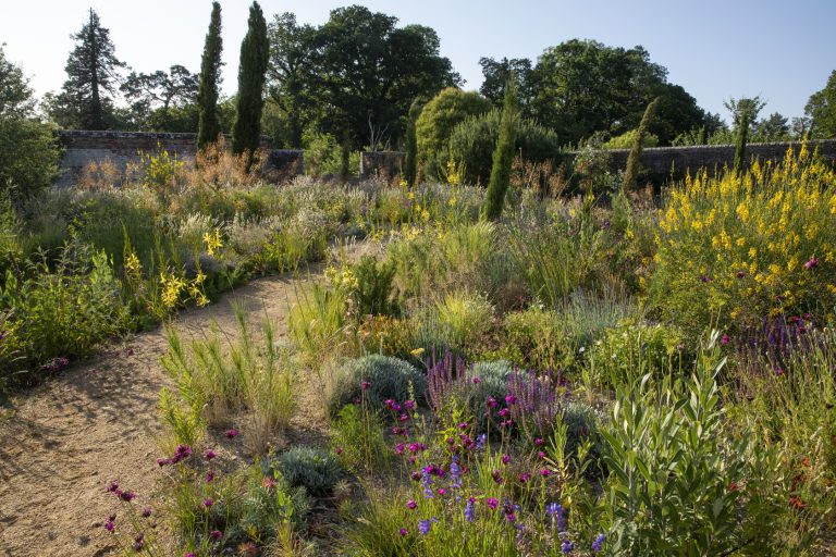 Il giardino murato di Knepp Castle