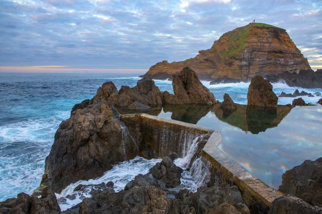 Piscine naturali vulcaniche di Porto Moniz a Madeira