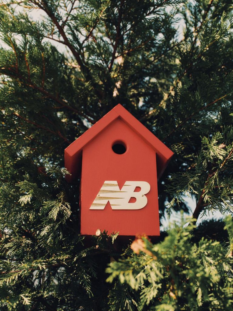 casetta per gli ucceli nel Flimby Garden di New Balance
